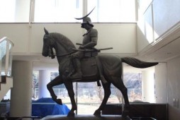 伊达政宗公骑马雕像